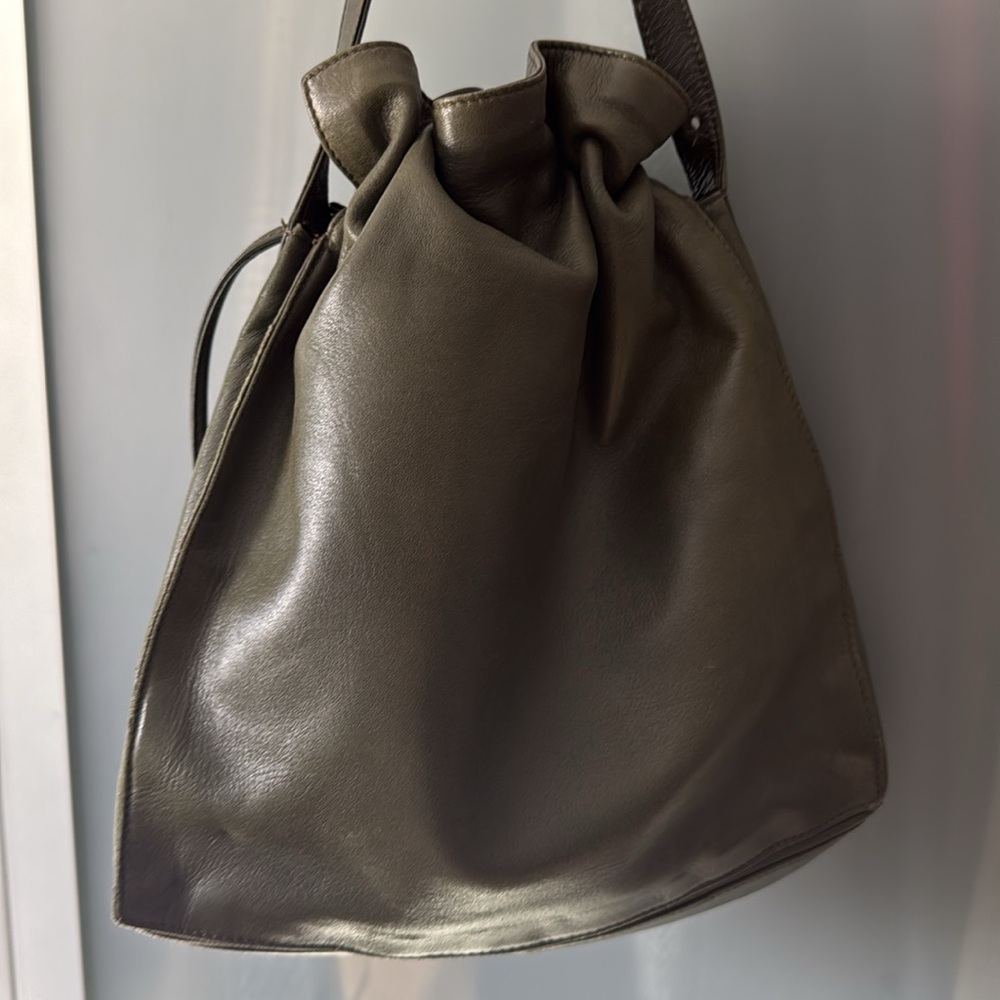 Loewe Green Flamenco Leather Drawstring Shoulder Bag Vintage - Picture 3 of 10